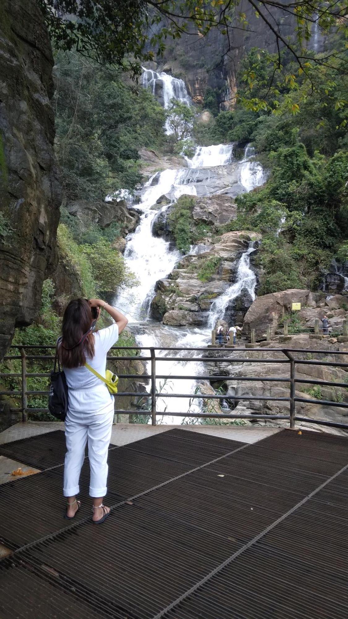 Helly Mount Inn เอลลา ภายนอก รูปภาพ